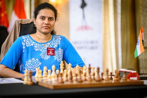 Women's Candidates 2022-23 Pool A QF: Humpy makes a perfect start ...