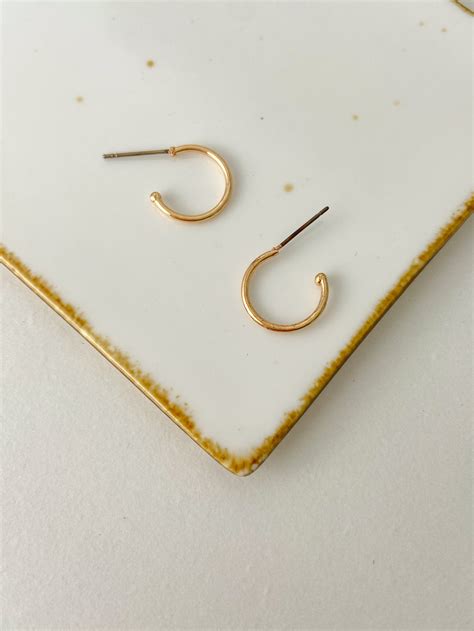 Small 4 Singles Earring