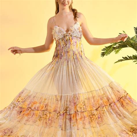 HONEY COMB MAXI DRESS – Bhanuni by jyoti