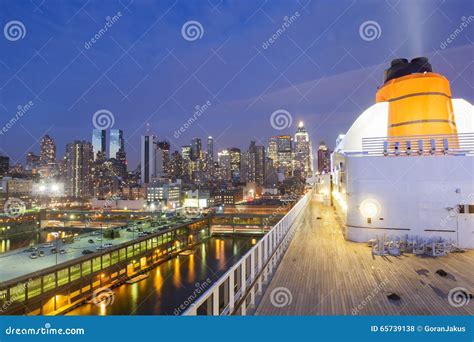 QM2 in New York at sunset editorial stock photo. Image of clear - 65739138