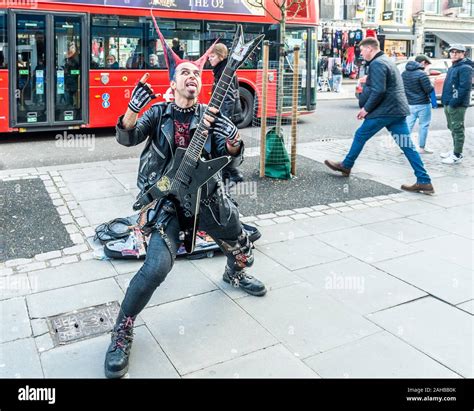 Man dressed as punk rocker hi-res stock photography and images - Alamy