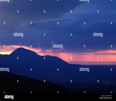Sleeping ute mountain hi-res stock photography and images - Alamy