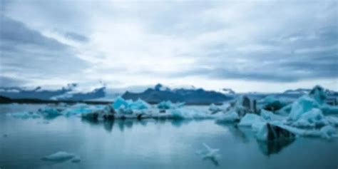 7 Best Lakes in Iceland: Jökulsárlón, Kerið & More