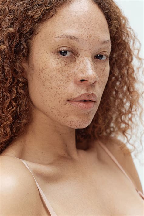 Non-wired cotton push-up bra - Beige - Ladies | H&M IN