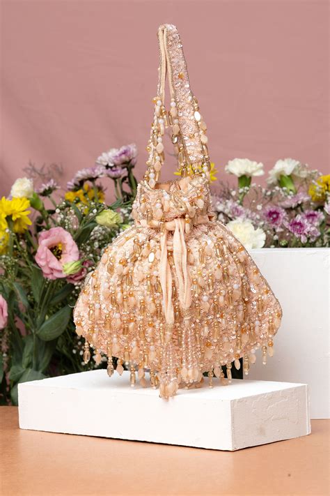 Avelia Potli | Buy Designer Clutch Bags – Eena Official