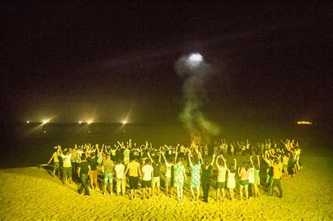 三亚 亚龙湾爱立方之夜沙滩篝火晚会酒吧活动 成人票
