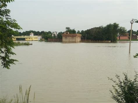 Floods Wreak Havoc Over Large Swathes of North Bihar - The Wire