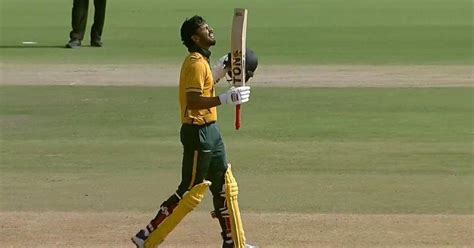 Watch: Ruturaj Gaikwad hits 7 sixes, 43 runs in one over during Vijay ...