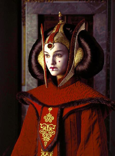 Star Wars: Fit for a Queen, Queen Amidala’s Throne Room Gown ...