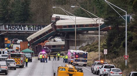 Multiple Deaths in Amtrak Train Derailment in Washington - The New York ...