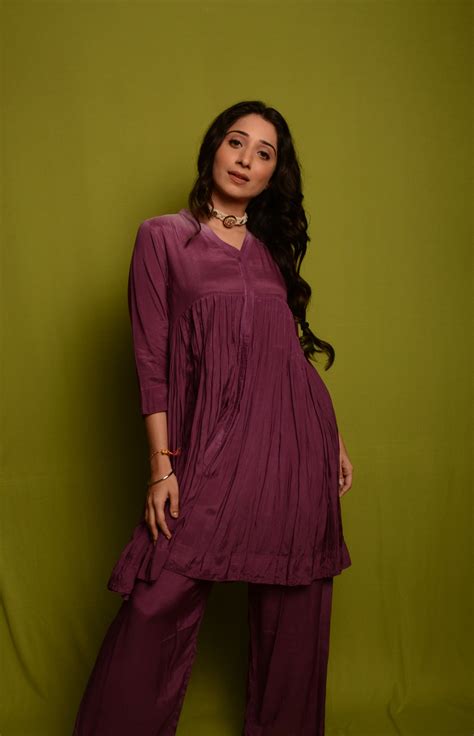 "WINE SO FINE" – NAVYA INDIA