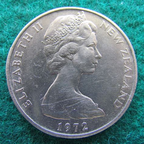 New Zealand 1972 50 Cent Queen Elizabeth Coin – Gumnut Antiques