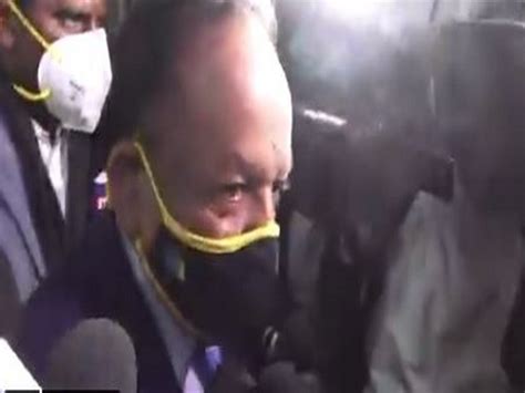 COVID-19 vaccine dry run held across India, Health Minister visits two ...