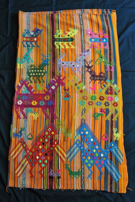 Maya Textiles 的图像结果