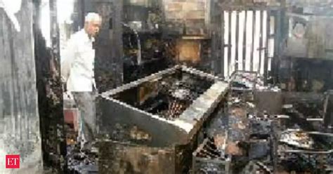 20 killed in Surya Sen Market complex inferno in Kolkata - The Economic ...