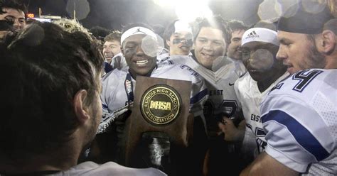 Lincoln-Way East wins Class 8A state title over Warren – Shaw Local