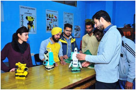B Tech Program with Flexible Timing | Lingayas