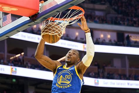 NBA: Jonathan Kuminga has career night as Warriors clip Suns