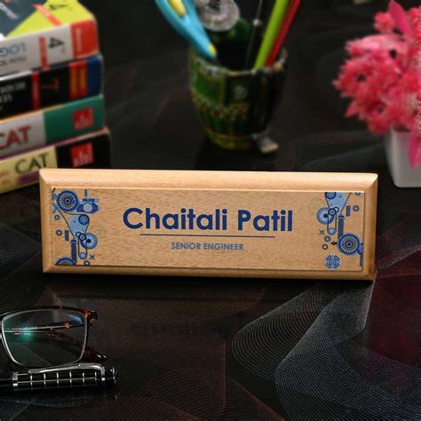 Professional Desk Name Plate for Engineering & Construction – Housenama