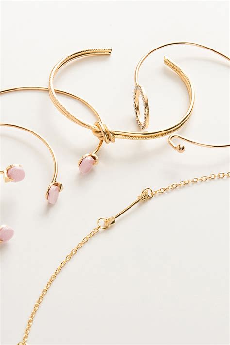 Gold Stack 的图像结果