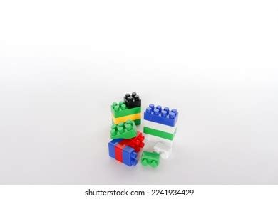 Plastic Block Train 的图像结果