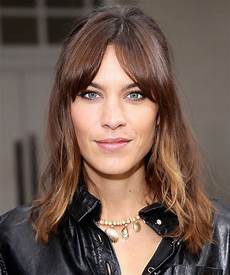 Hairstyles For Thick Hair by Flattering Haircut Ideas For Thick Hair Instyle Hairstyles For Thick Hair