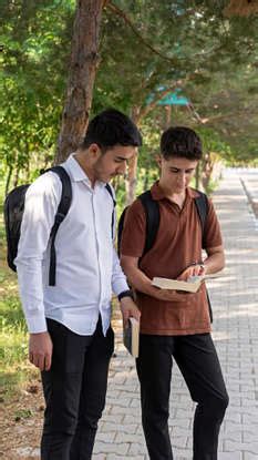 10 Life Lessons From 'Friends' That No Student Should Ignore