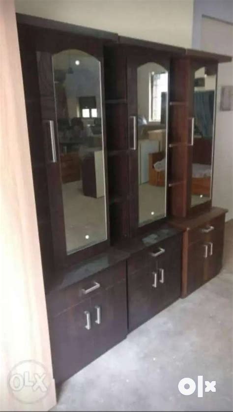 SC Furniture Dressing Table Available In Various colours And Textures ...