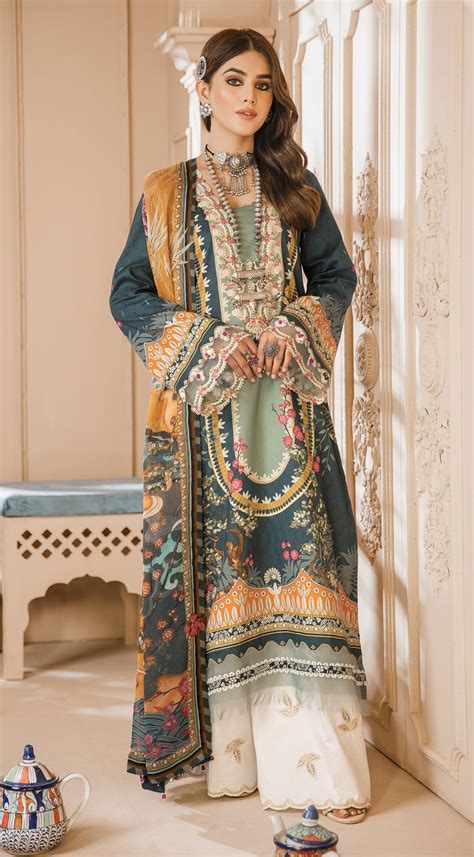 Anaya by Kiran Chaudhry · Noor Bano Cambric Collection 2021 – Shahzeen ...