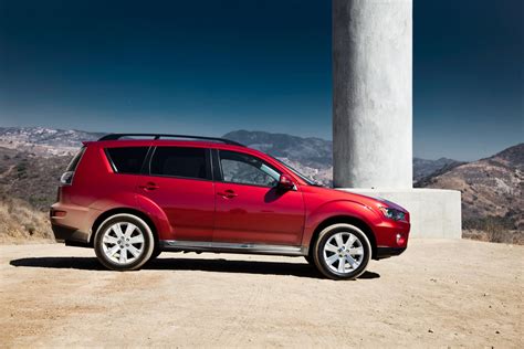 2012 Mitsubishi Outlander Image. Photo 28 of 58
