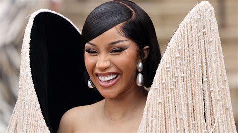 Cardi B Gave Polka Dot Nails a High-Fashion Spin—See the Photos | Allure