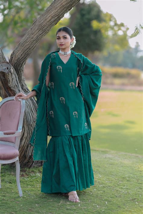 Whencut Goddamn - Swarna Kamalam Sharara Set - Elahe