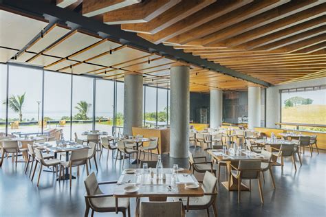 Restaurant - ariaresortandspa.com