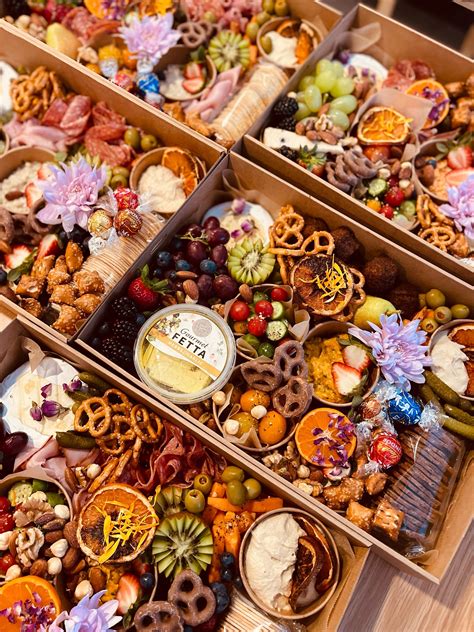 Making a Grazing Box 的图像结果