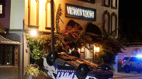 Savannah Police officers injured in car crash Tuesday night