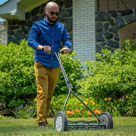 Earthwise 1715-16EW 16-Inch 7-Blade Push Reel Lawn Mower Review - Mowrs.com