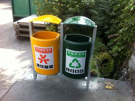 户外玻璃钢分类桶图片-环卫垃圾桶网