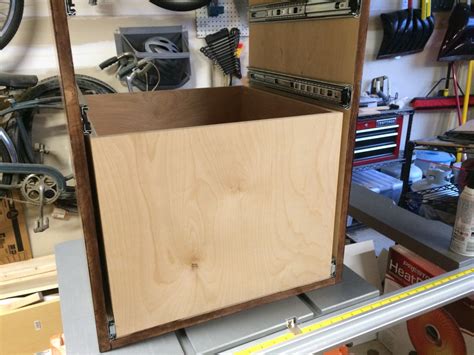 Spraying Chest of Drawers 的图像结果