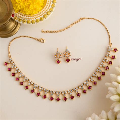 Diamond Shaped Kemp Necklace - Ruby – AJ Punnagai