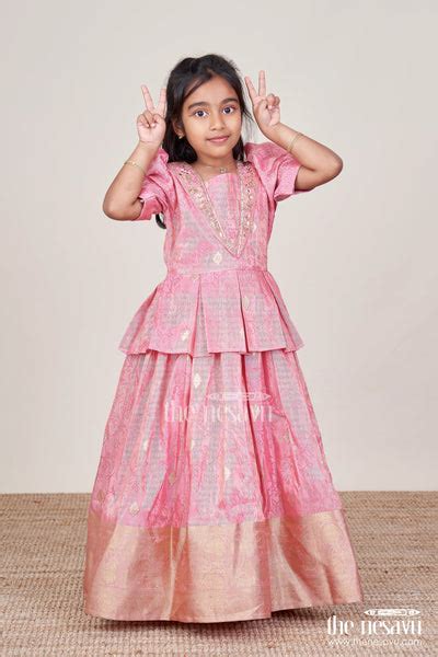 Girls Gown / Anarkali – The Nesavu