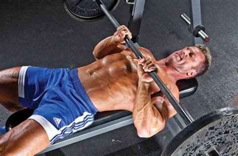 5 Intense Exercises To Help You Build Monster Triceps