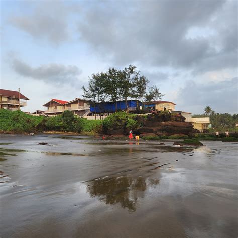 DALLAS BEACH RESORTS (Goa/Ashvem Beach) - Inn Reviews, Photos, Rate ...