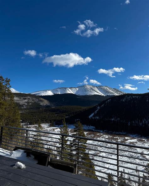 Victoria Rae | my own winter wonderland 🤍 | Instagram