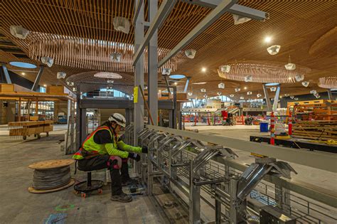 A Brief History of That Whole PDX Airport Carpet Thing | Portland Monthly