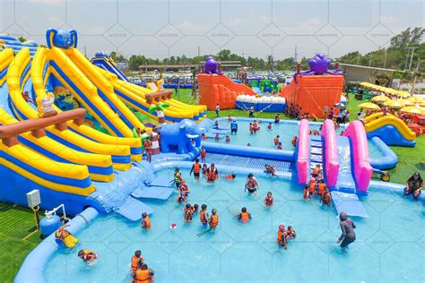Large Water Slide Inflatable Water Park, Floating Aqua Park Factory
