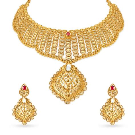 Palatial Intricate Necklace Set