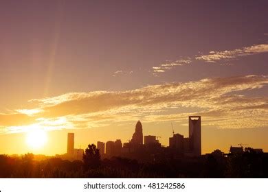 108 Sunrise Building Charlotte Images, Stock Photos, 3D objects ...