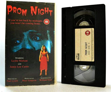 Amazon.com: Prom Night [VHS] : Leslie Nielsen, Jamie Lee Curtis, Casey ...