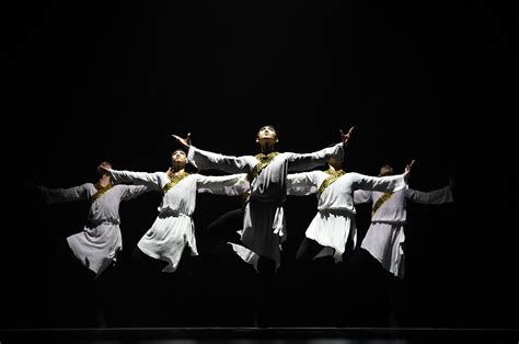 中国舞《入画江南》，诗意的舞蹈-度小视