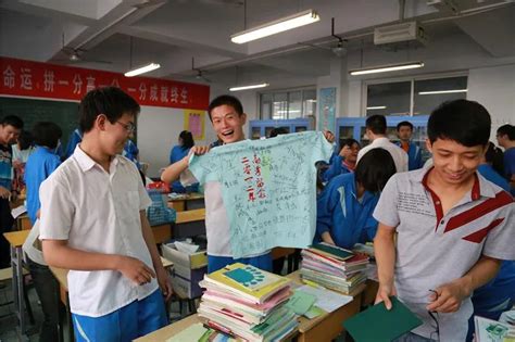 河北邯郸：高考开考-人民图片网
